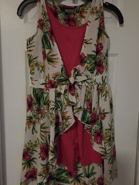 paper doll Green and Pink Floral Tie-Front Romper